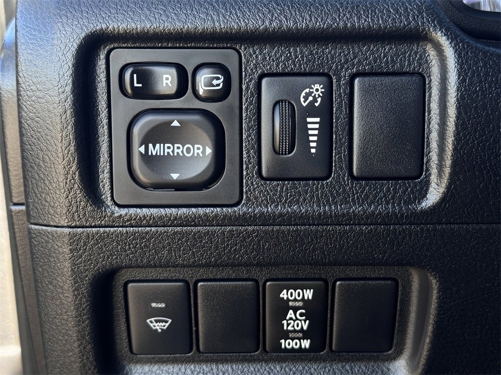 Used 2018 Toyota 4Runner SR5 Premium image 20