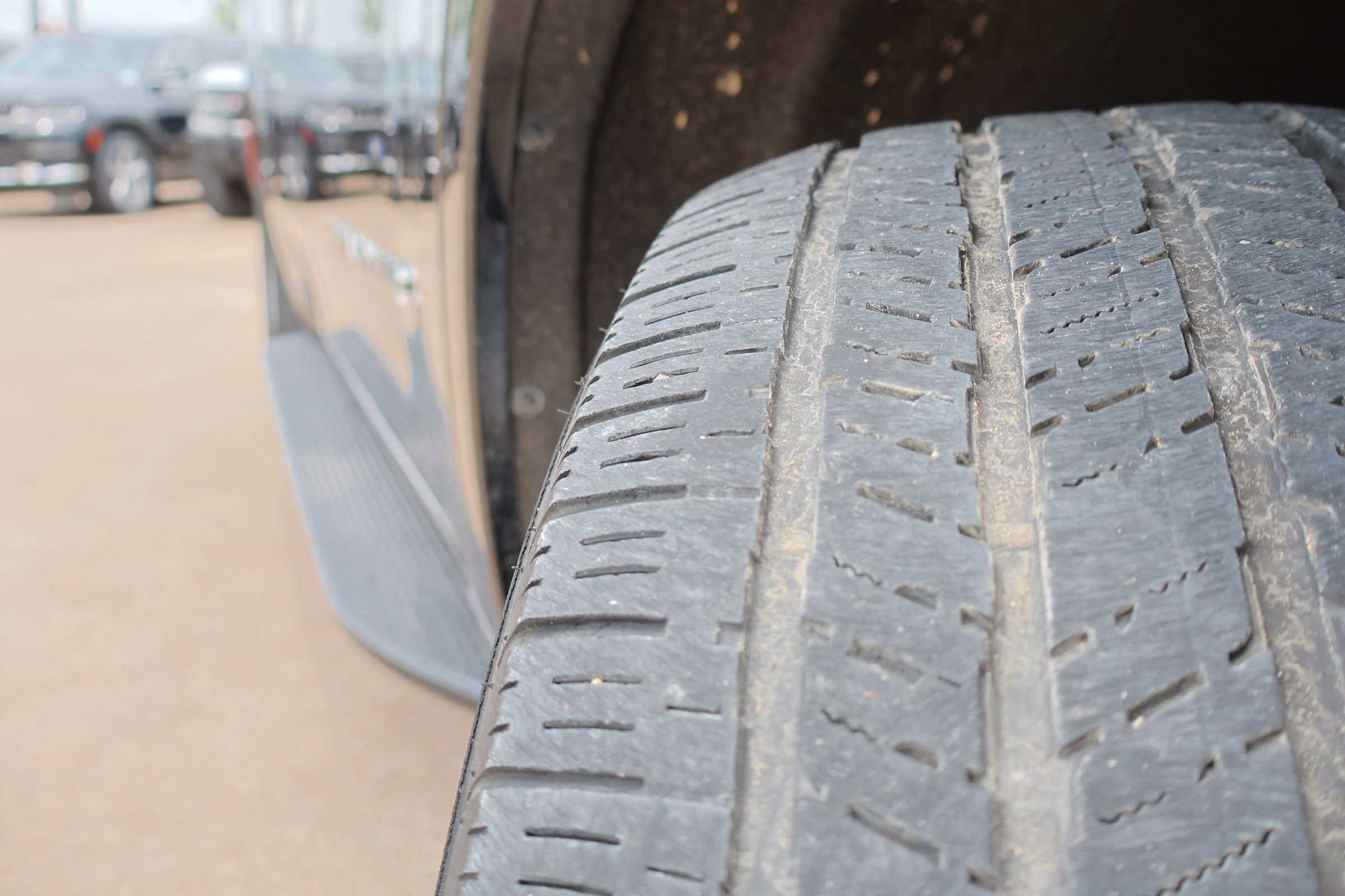 Used 2023 Jeep Wagoneer 4WD image 11