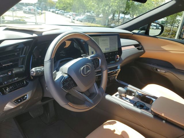 Used 2026 Lexus RX 350h w/ Convenience Package image 19