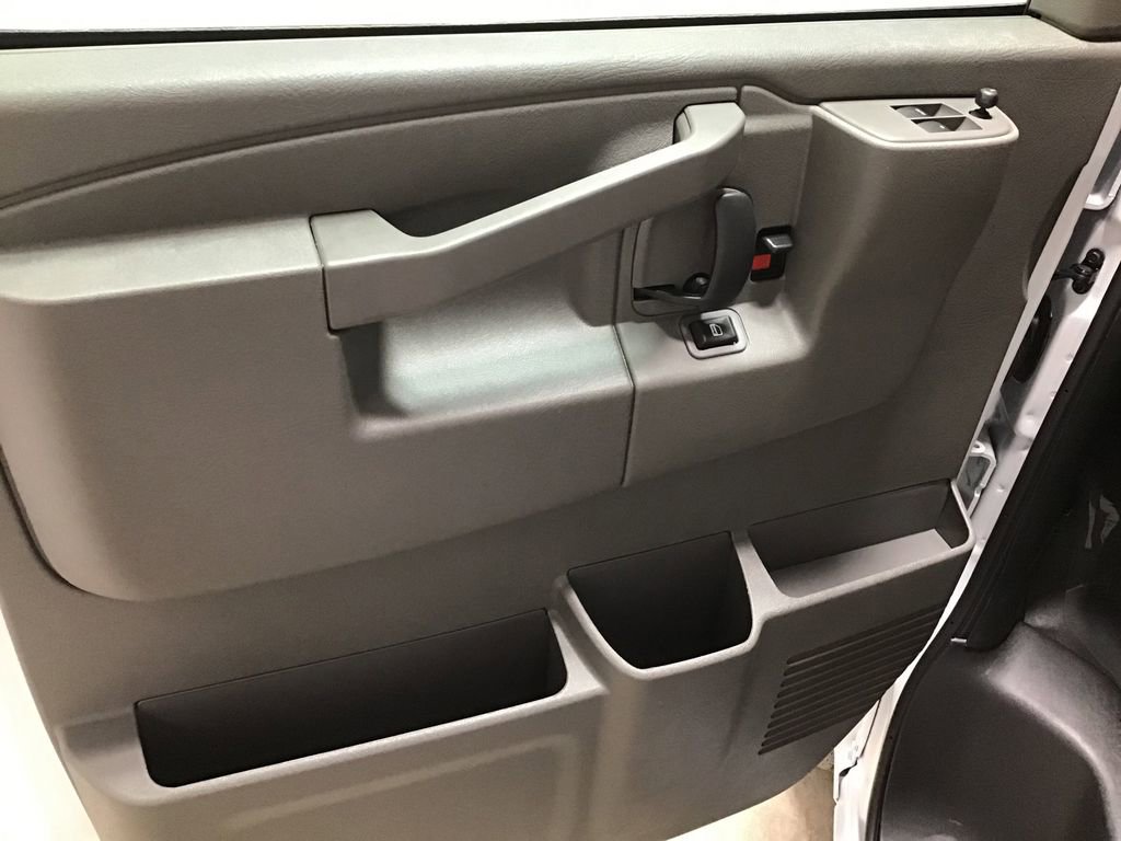 New 2025 Chevrolet Express 2500 image 13