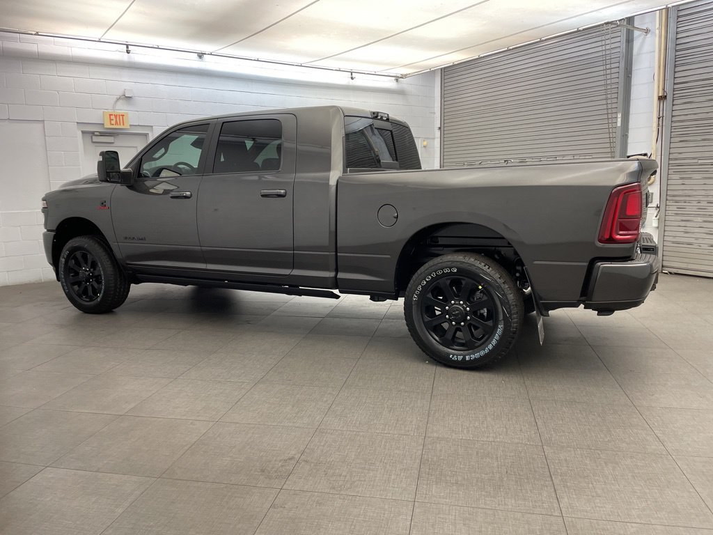 New 2026 RAM 2500 Laramie AWD/4WD image 8