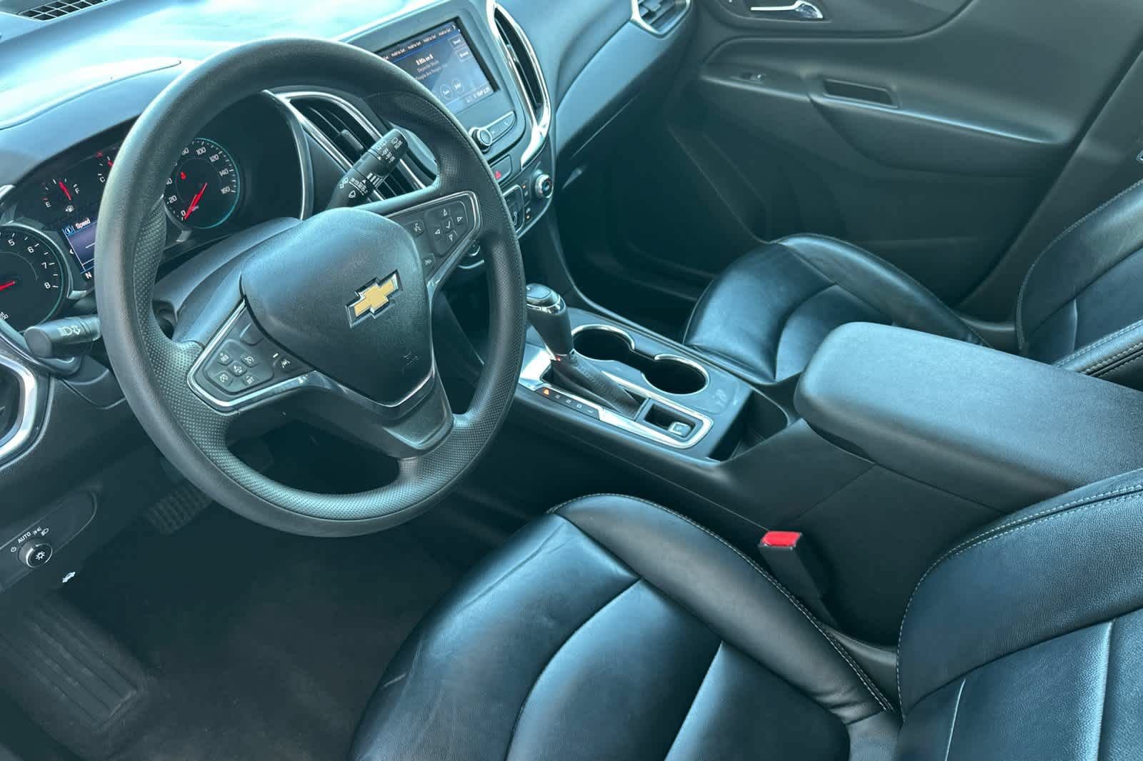 Used 2020 Chevrolet Equinox LT FWD image 12