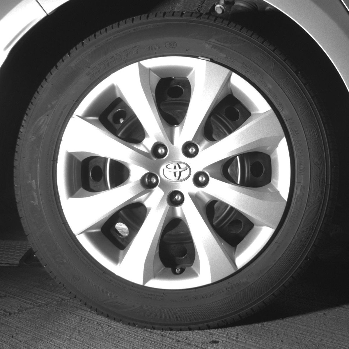 Used 2025 Toyota Corolla LE FWD image 15