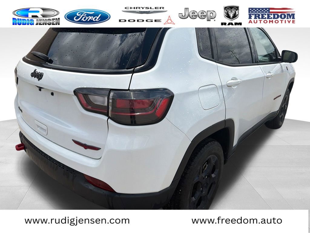 Used 2023 Jeep Compass Trailhawk w/ Trailhawk Elite Group AWD/4WD image 5