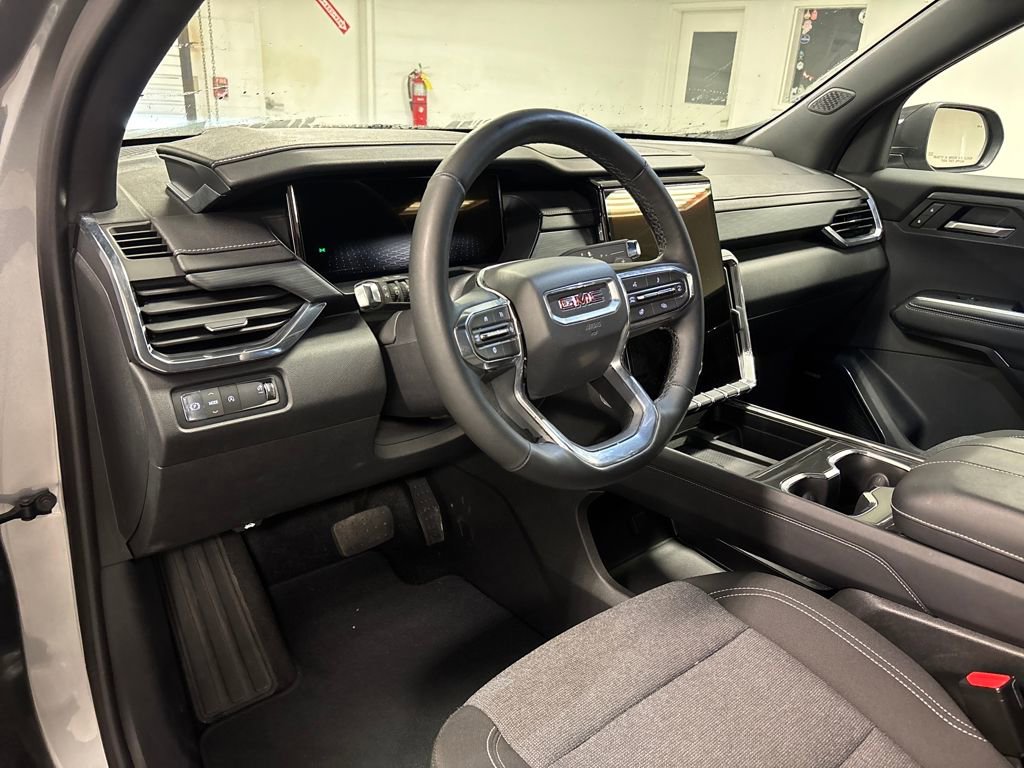 Certified 2025 GMC Acadia Elevation image 28