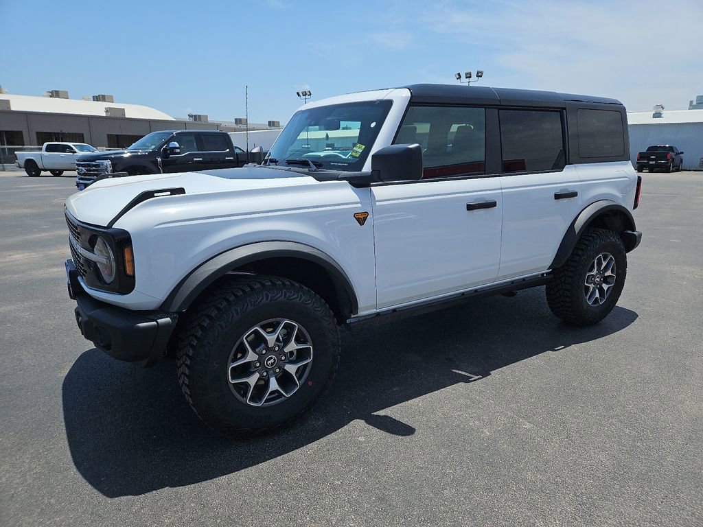 New 2025 Ford Bronco Badlands image 5