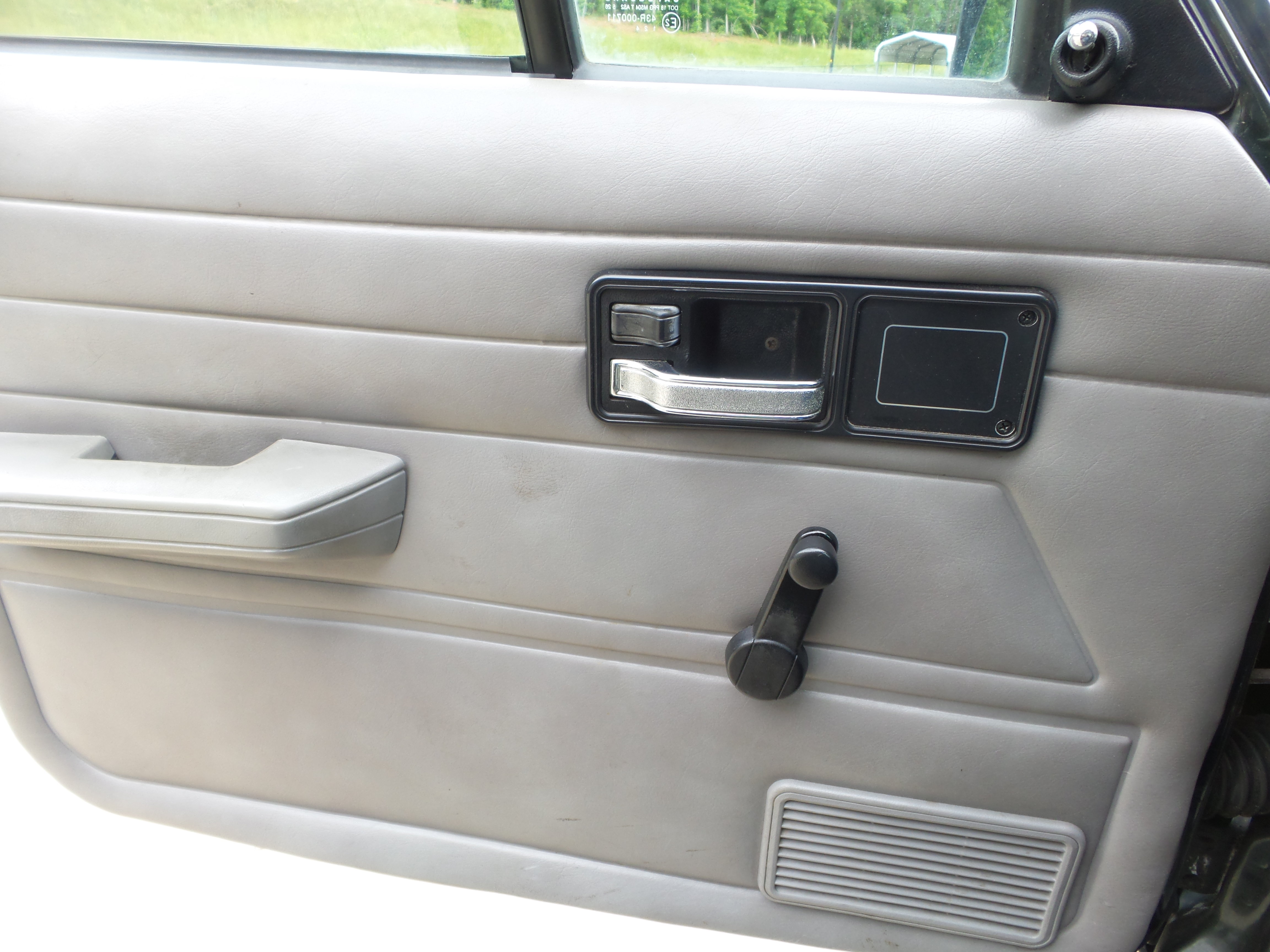 Used 1996 Jeep Cherokee SE AWD/4WD image 42