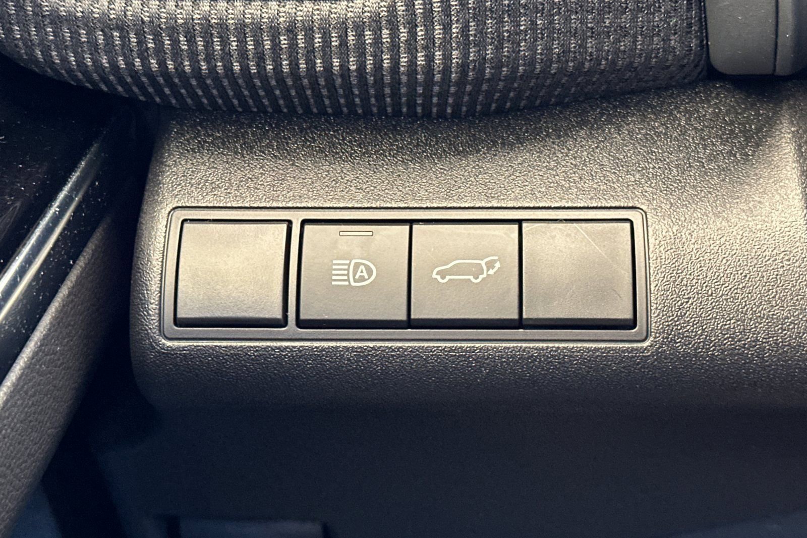 Certified 2023 Toyota bZ4X Limited image 32