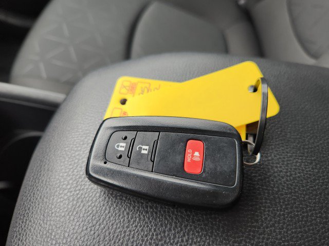 Used 2025 Toyota RAV4 XLE image 48