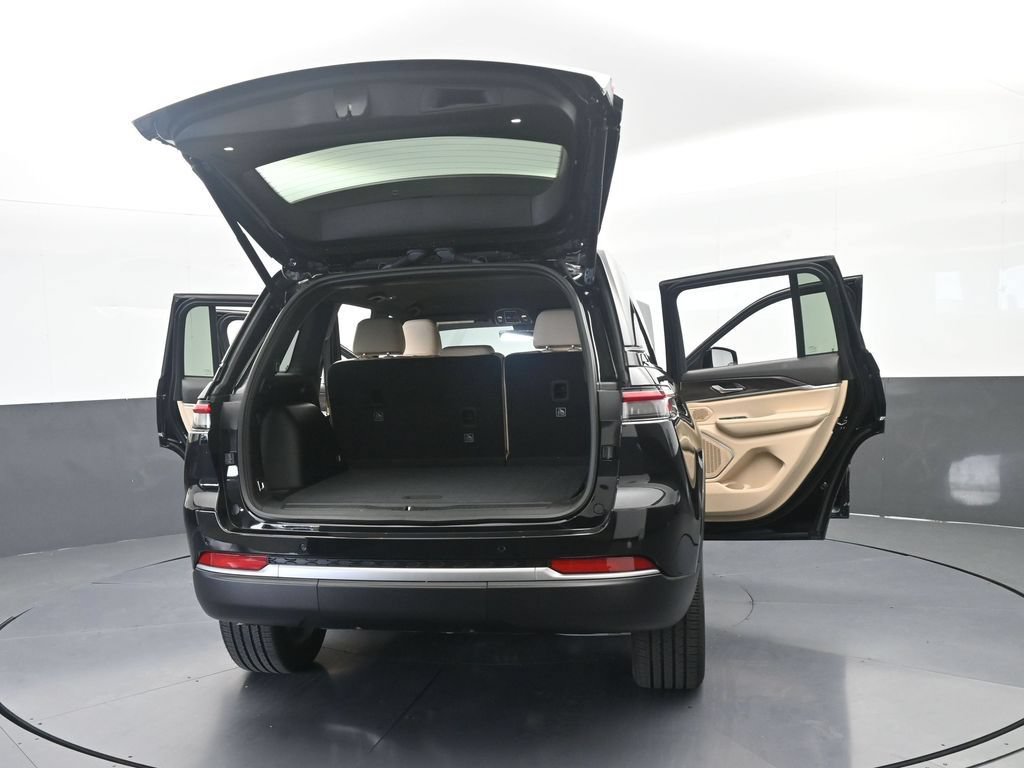 Used 2026 Jeep Grand Cherokee Limited RWD image 73