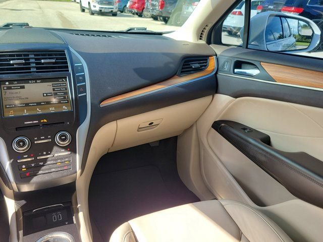 Certified 2019 Lincoln MKC Select FWD image 21