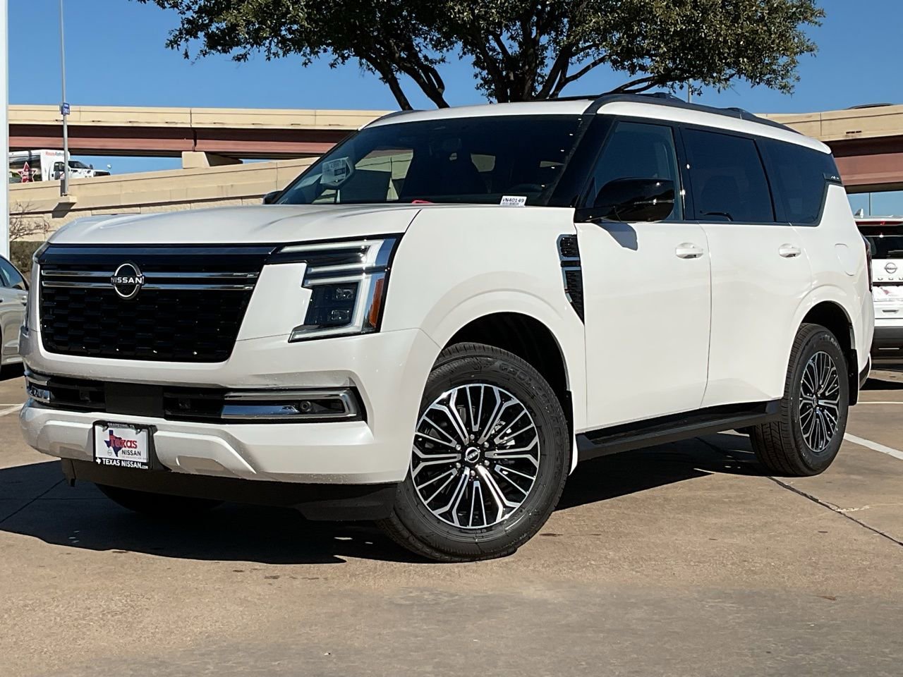 New 2026 Nissan Armada Platinum image 2