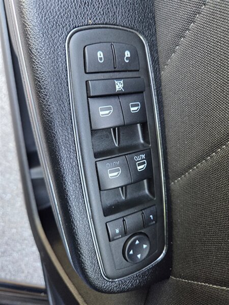 Used 2016 Dodge Charger SXT AWD/4WD image 13