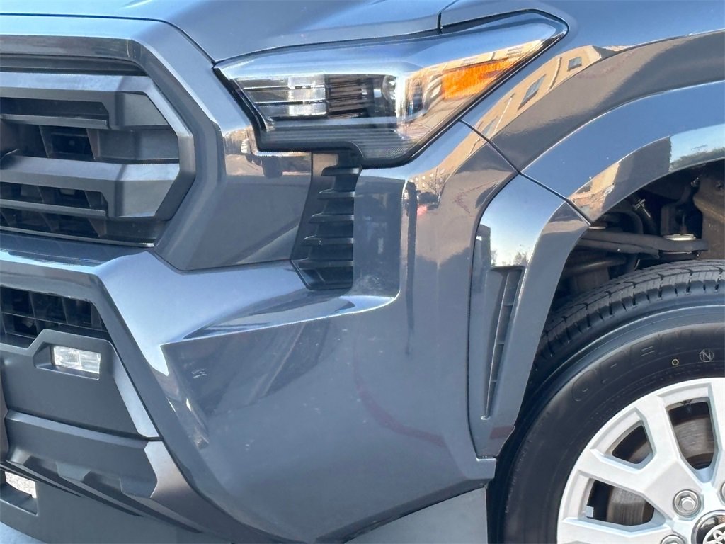 Certified 2024 Toyota Tacoma SR5 image 3