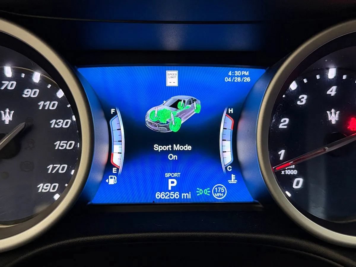 Used 2018 Maserati Ghibli S Q4 AWD/4WD image 13