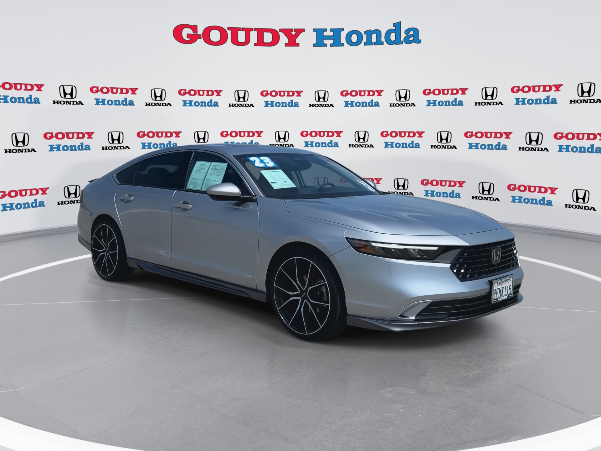 Used 2023 Honda Accord EX image 2