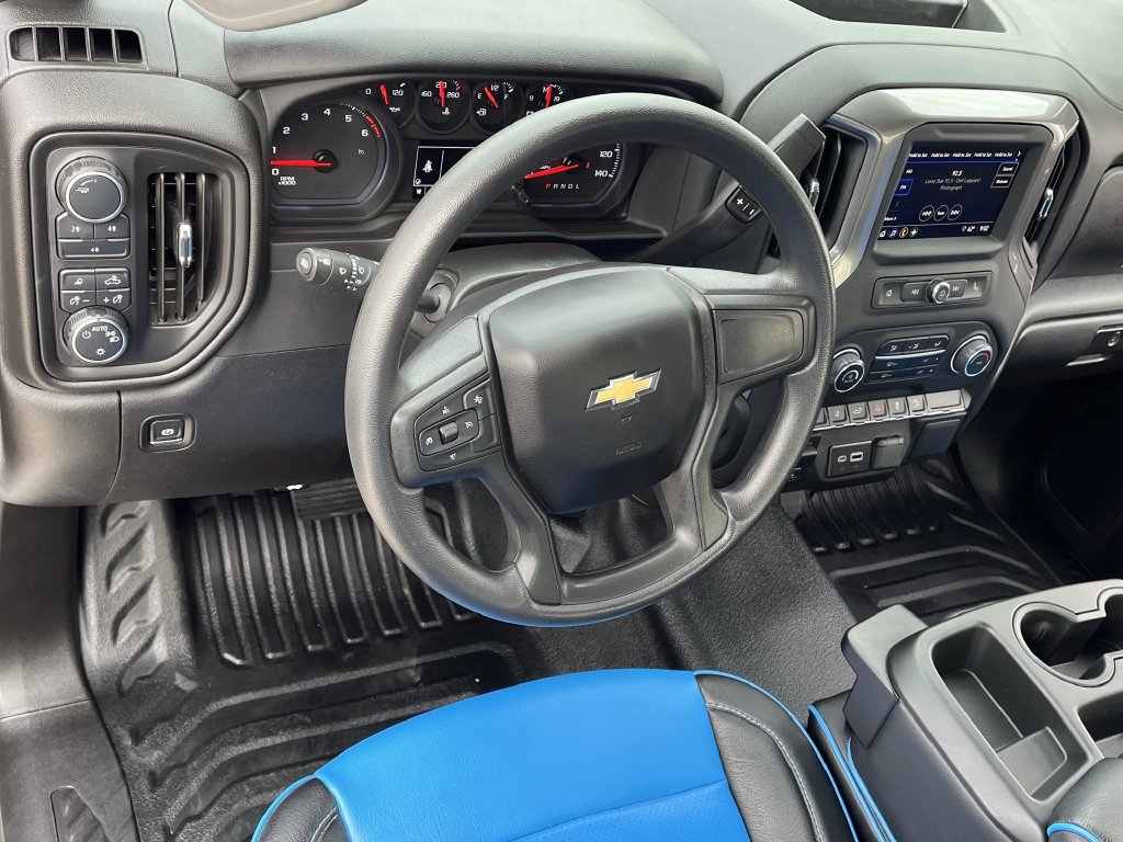 Used 2025 Chevrolet Silverado 2500 W/T w/ WT Convenience Package AWD/4WD image 10