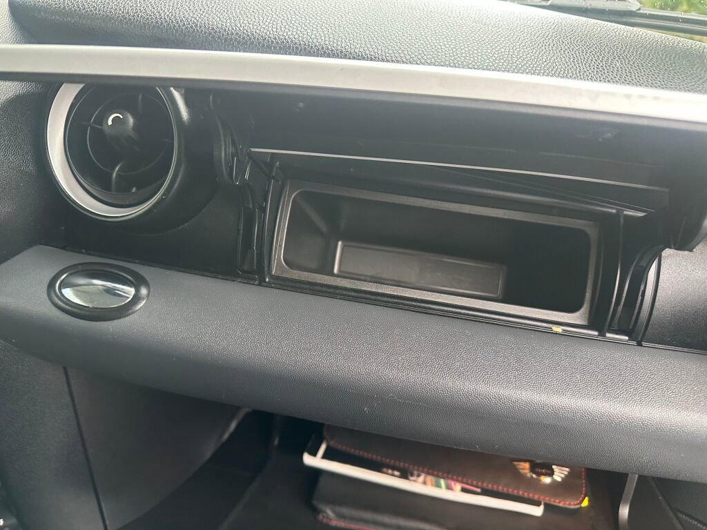 Used 2012 MINI Cooper Hardtop image 12