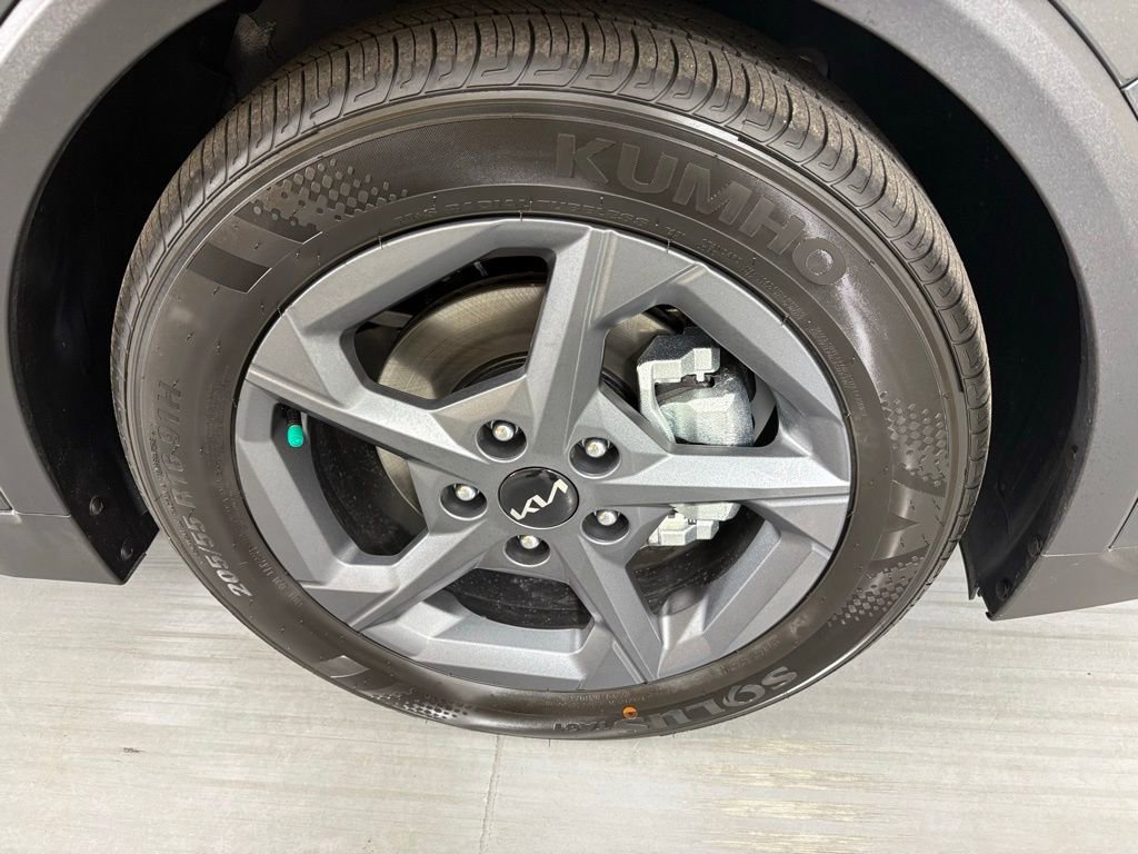 New 2026 Kia K4 FWD image 10