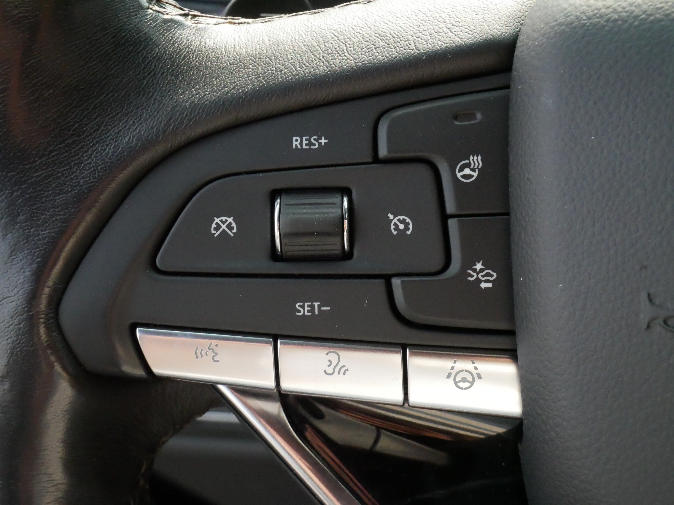 Used 2023 Cadillac Escalade Sport w/ Touring Package AWD/4WD image 22