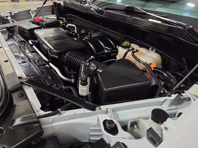 Used 2022 Chevrolet Silverado 1500 RST AWD/4WD image 92