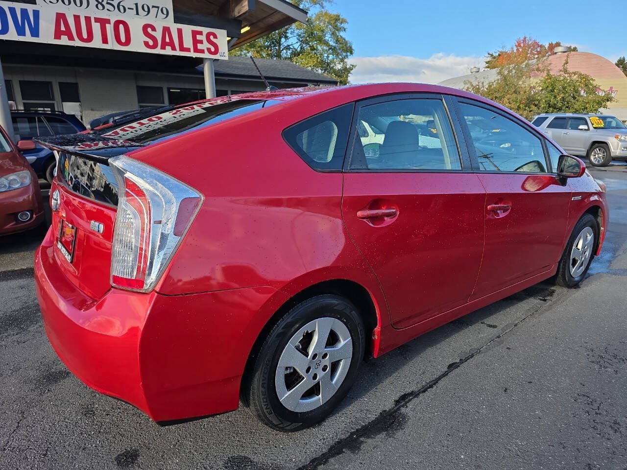 Used 2013 Toyota Prius Two FWD image 3