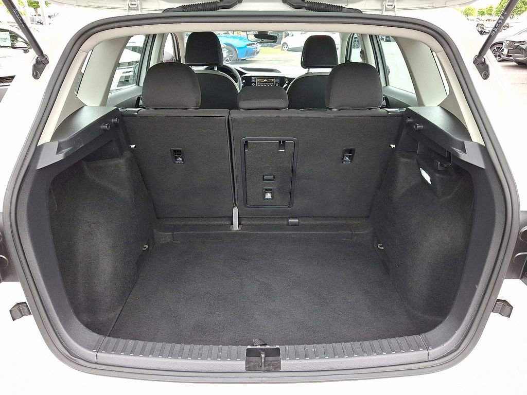 Used 2024 Volkswagen Taos S FWD image 28