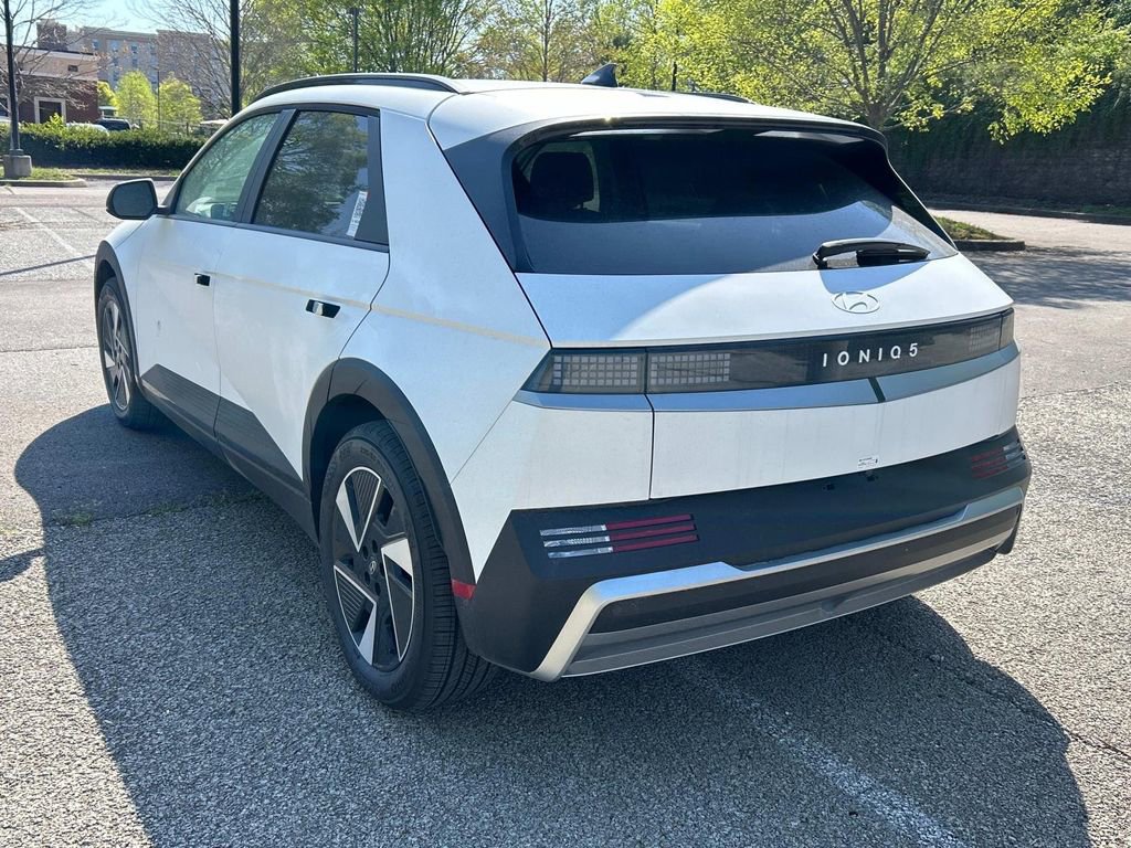 New 2025 Hyundai Ioniq 5 SEL image 5