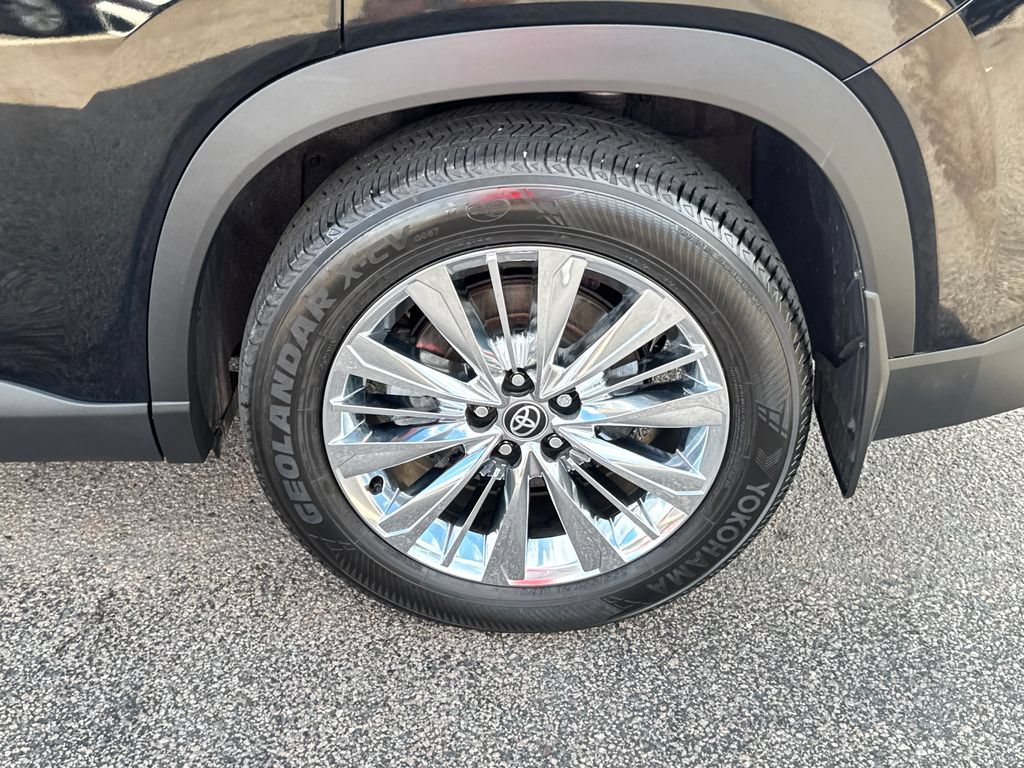 Used 2024 Toyota Grand Highlander AWD image 46