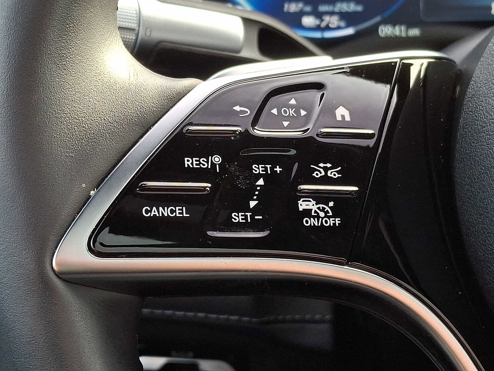 Certified 2024 Mercedes-Benz EQS 450+ 4MATIC Sedan image 17
