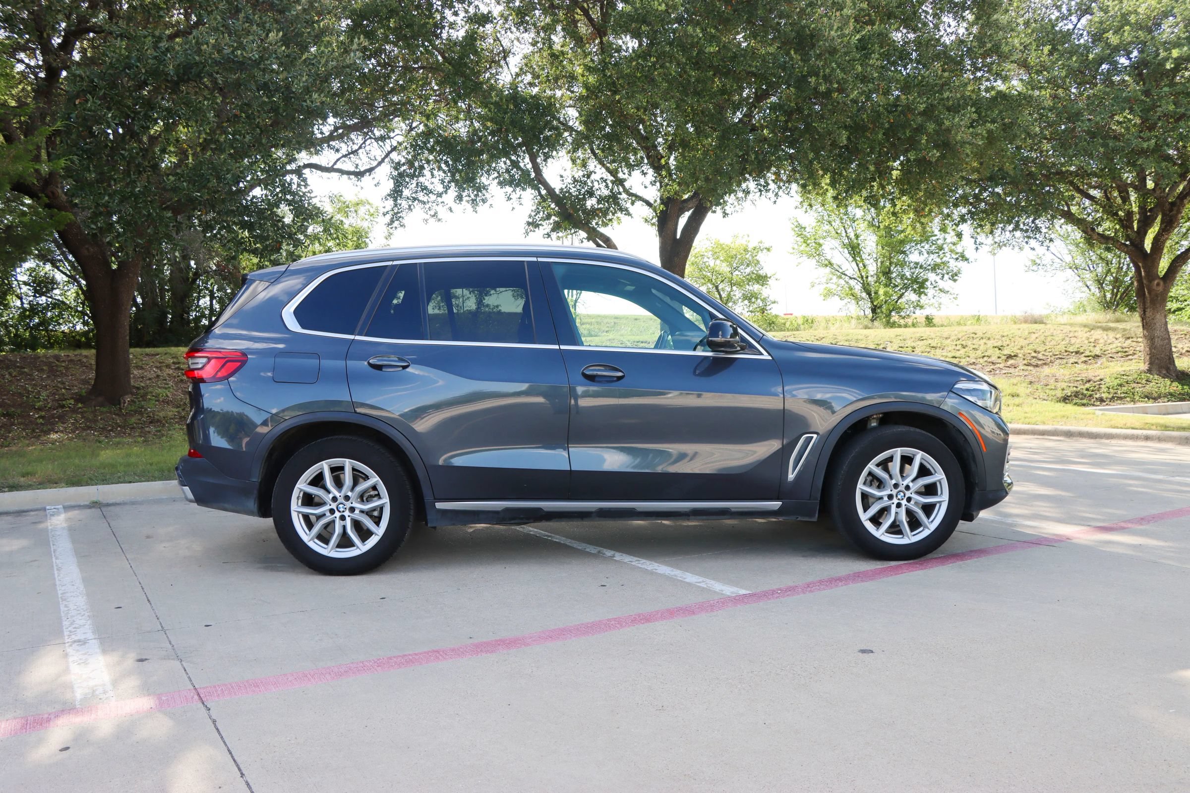 Used 2020 BMW X5 xDrive40i AWD/4WD image 8
