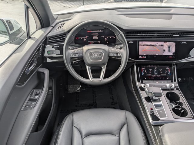 Used 2025 Audi Q7 3.0T Premium Plus image 17
