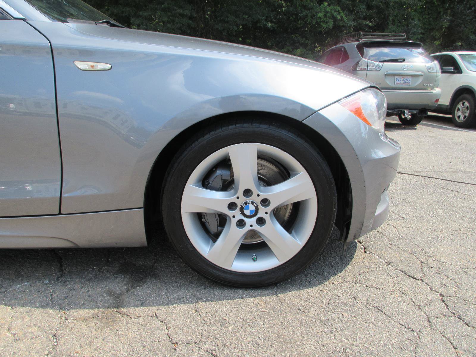 Used 2010 BMW 135i Convertible RWD image 16