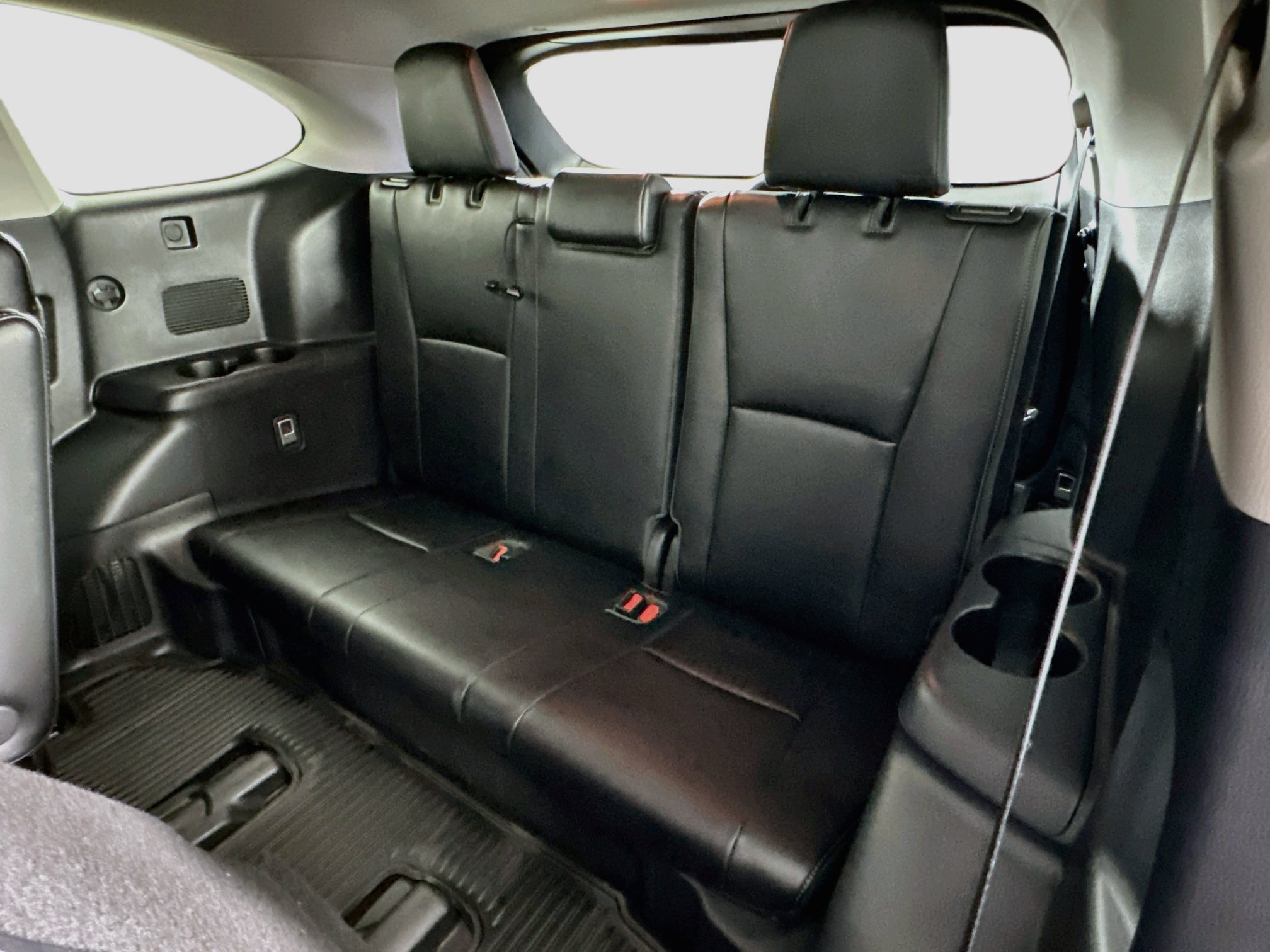 Used 2022 Toyota Highlander Platinum AWD/4WD image 31
