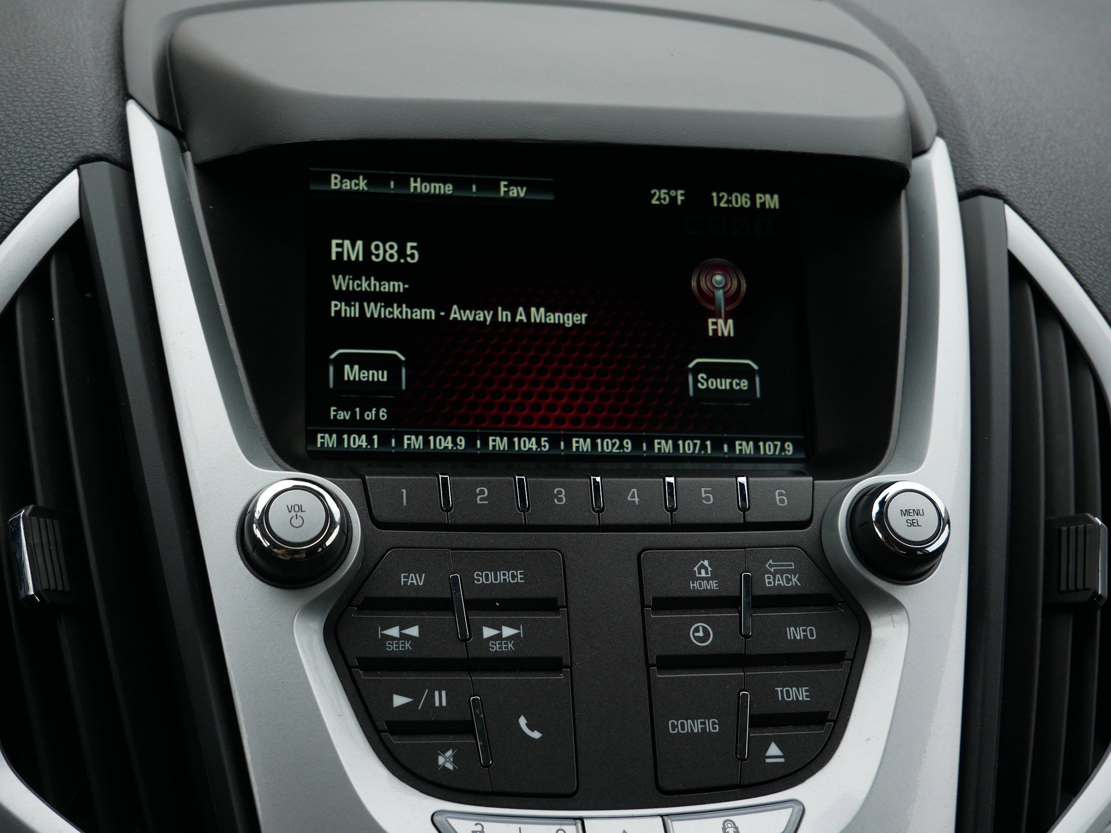 Used 2015 GMC Terrain SLE image 22