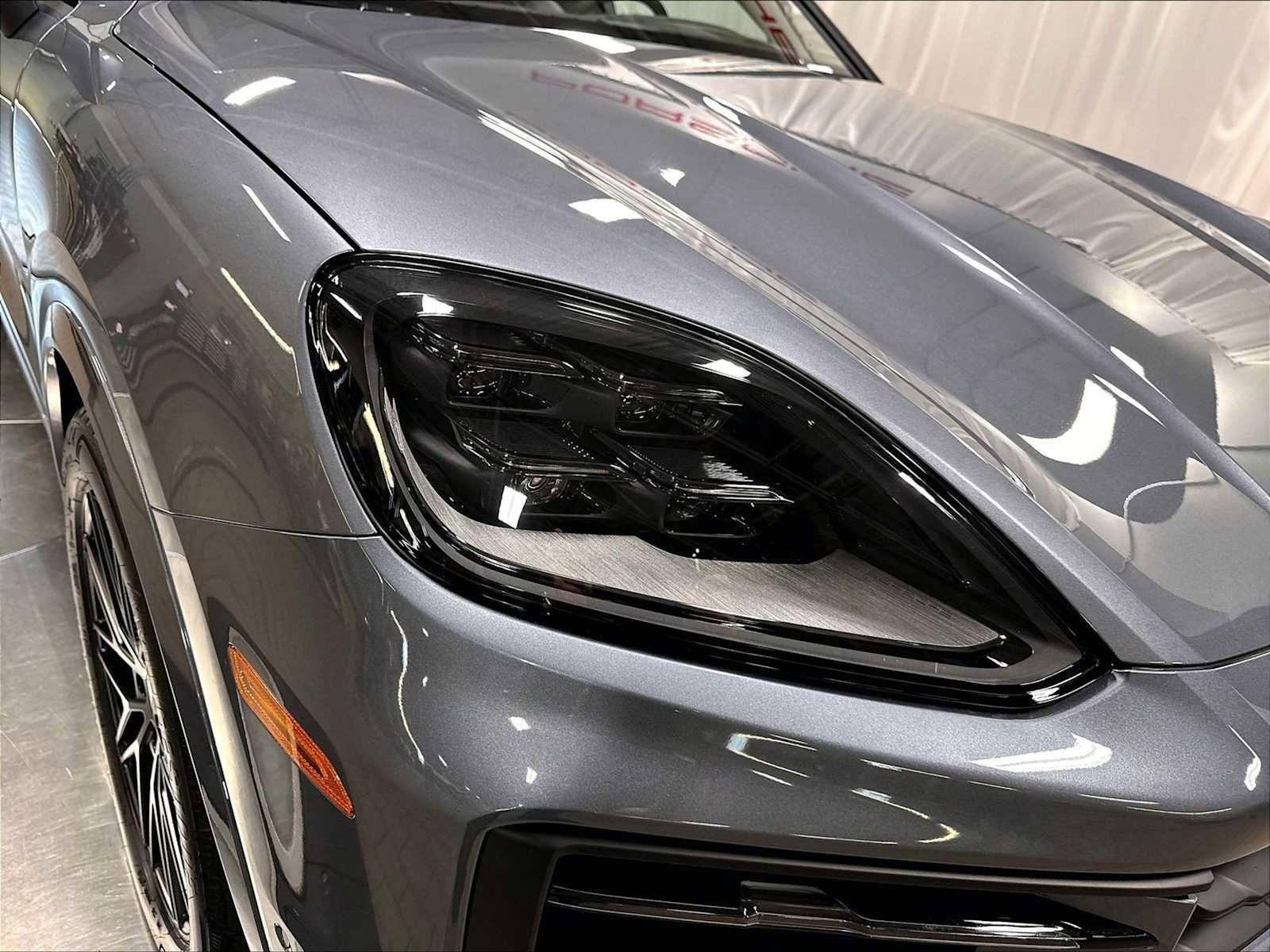 New 2026 Porsche Cayenne S AWD/4WD image 12