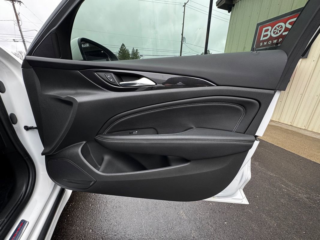 Used 2020 Buick Regal GS image 29