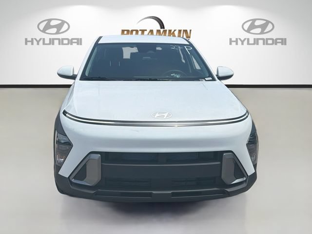 New 2027 Hyundai Kona SE FWD image 2