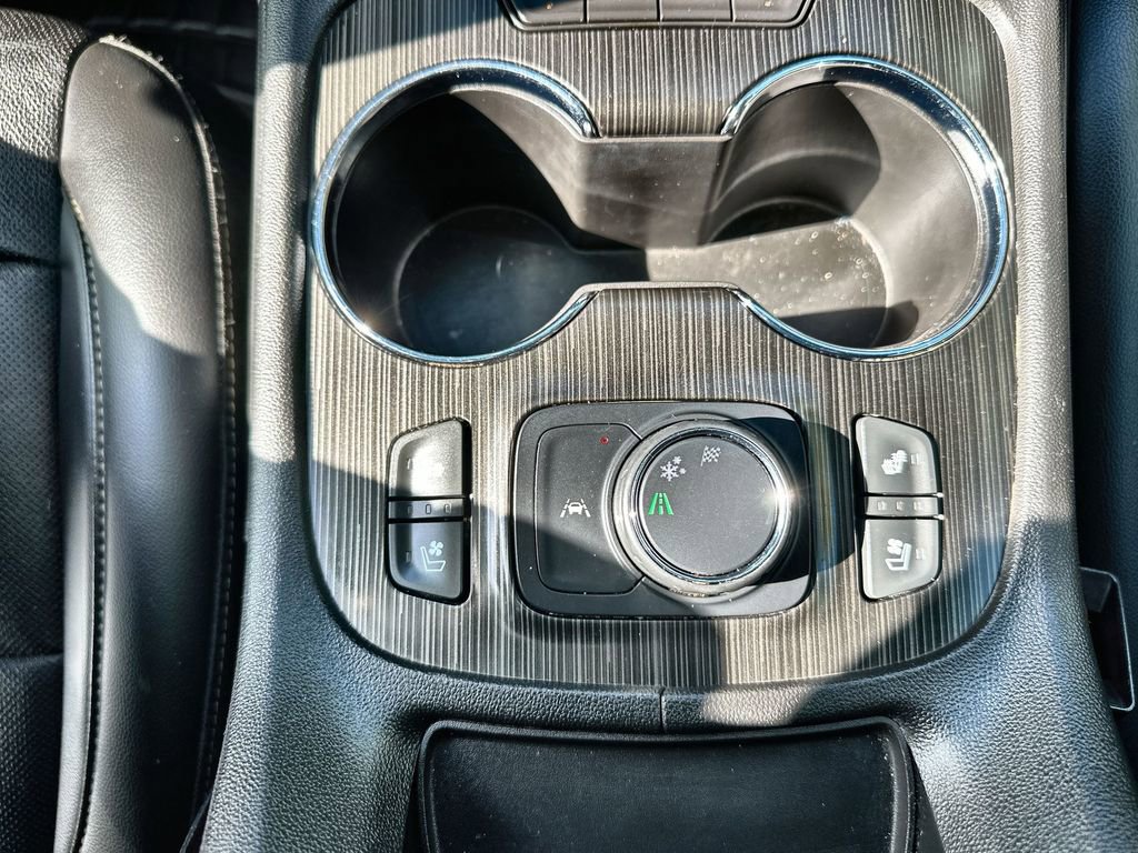 Certified 2021 GMC Acadia SLT w/ Premium Package image 35