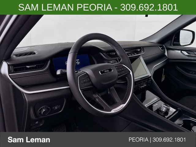 New 2025 Jeep Grand Cherokee L Altitude image 9