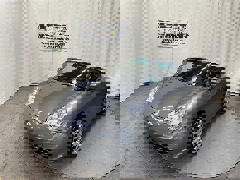 Used 2002 Porsche 911 Carrera 4 image 3