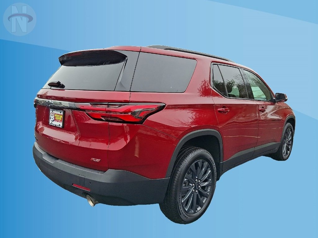 Used 2023 Chevrolet Traverse RS image 12
