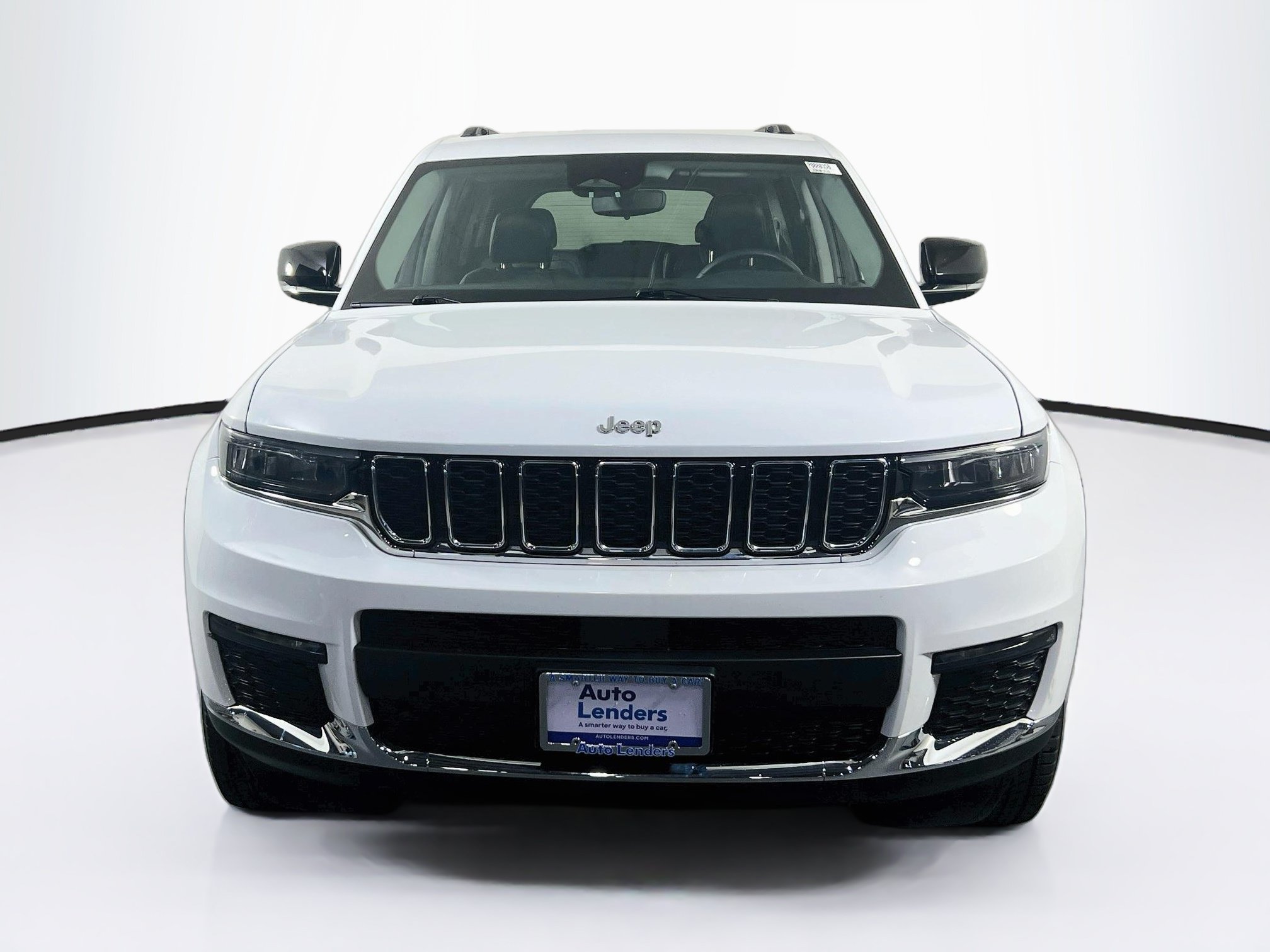 Used 2023 Jeep Grand Cherokee L Limited AWD/4WD image 2