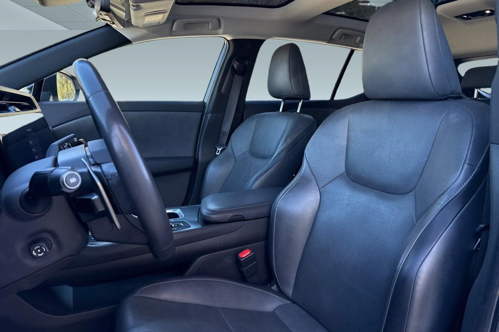 Used 2023 Lexus RZ 450e Premium w/ Technology Package image 5