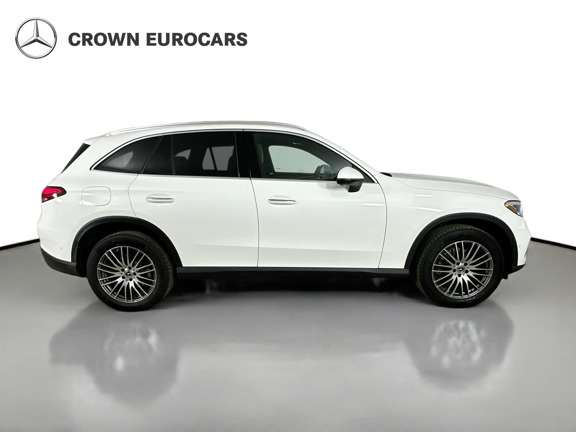 Used 2026 Mercedes-Benz GLC 300 4MATIC image 4