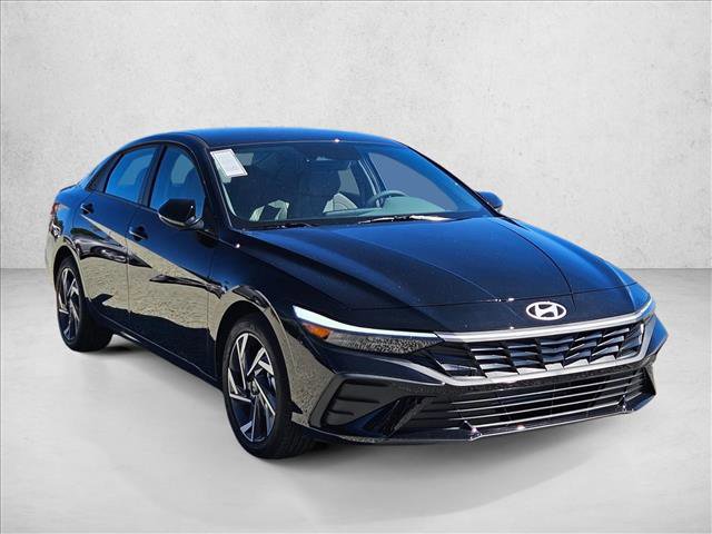 New 2025 Hyundai Elantra Sport image 7