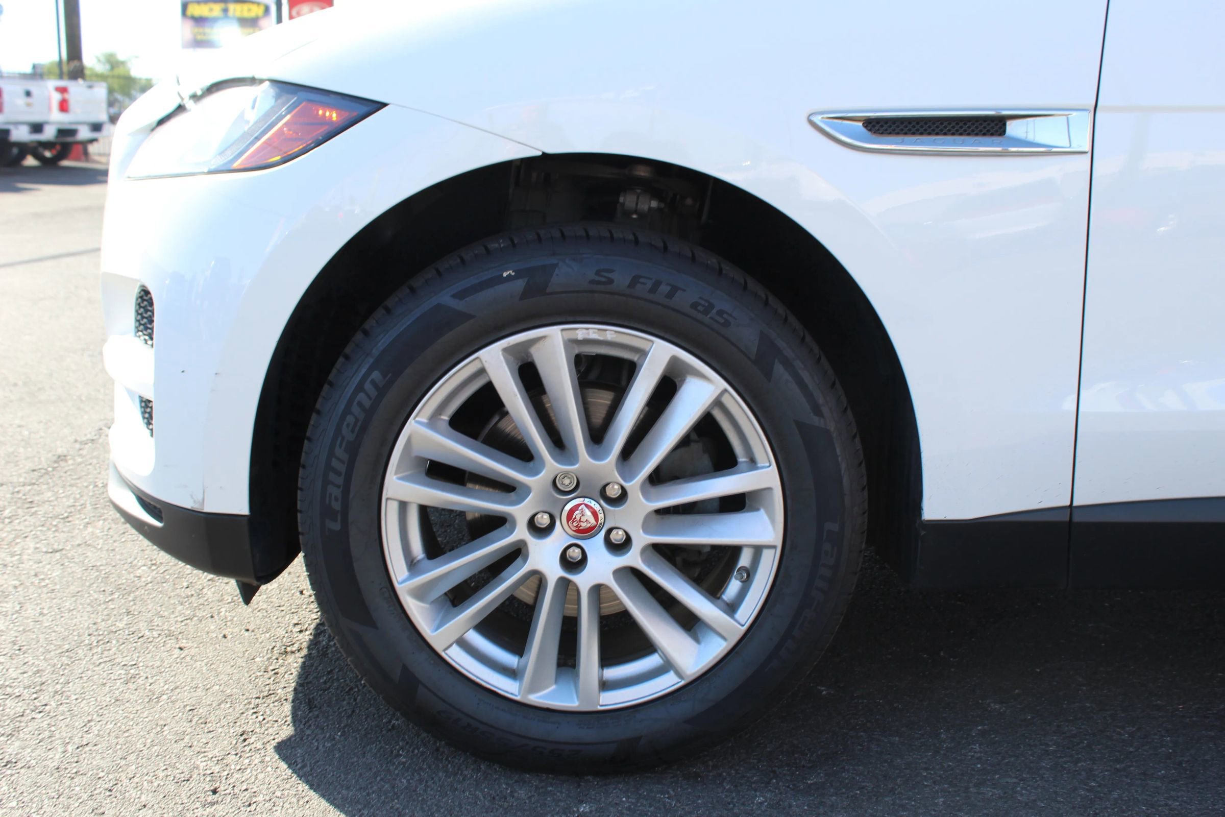 Used 2020 Jaguar F-PACE Prestige AWD/4WD image 6