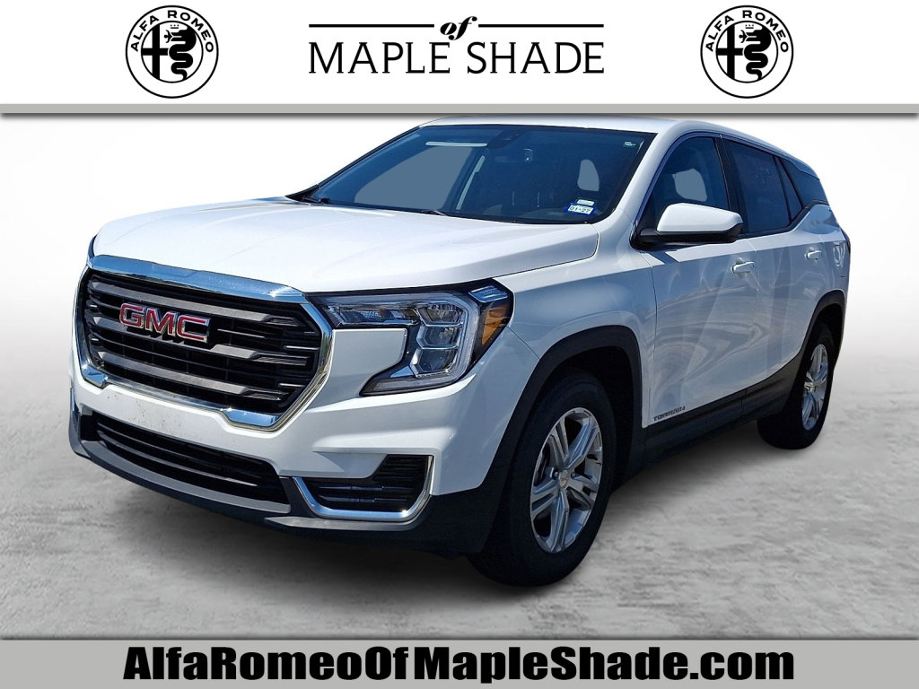 Used 2024 GMC Terrain SLE FWD image 1