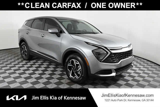 Used 2025 Kia Sportage LX image 1