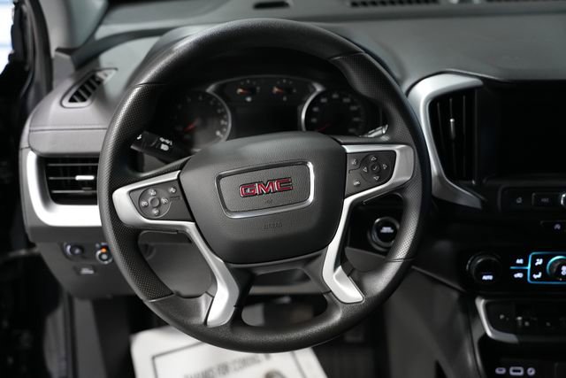 Used 2022 GMC Terrain SLE w/ Driver Convenience Package image 16